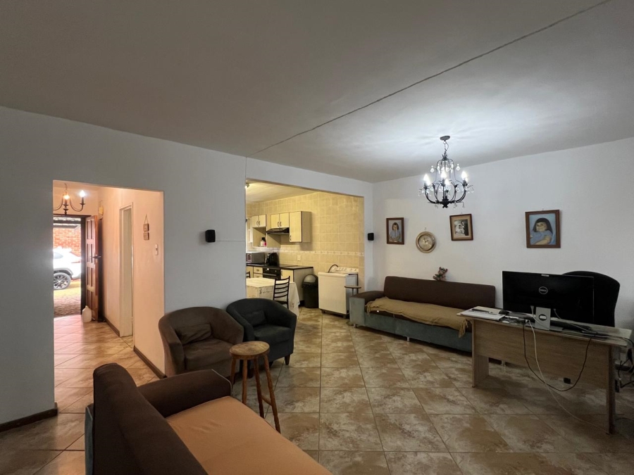 3 Bedroom Property for Sale in Kabega Park Eastern Cape
